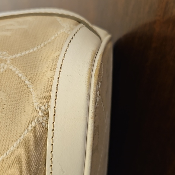 Dooney & Bourke Monogram Signature Drawstring Bucket Shoulder Bag White Leather - Picture 16 of 17